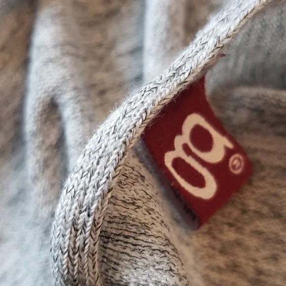 Ladie's sleeveless vest/wrap - Picture 4 of 5